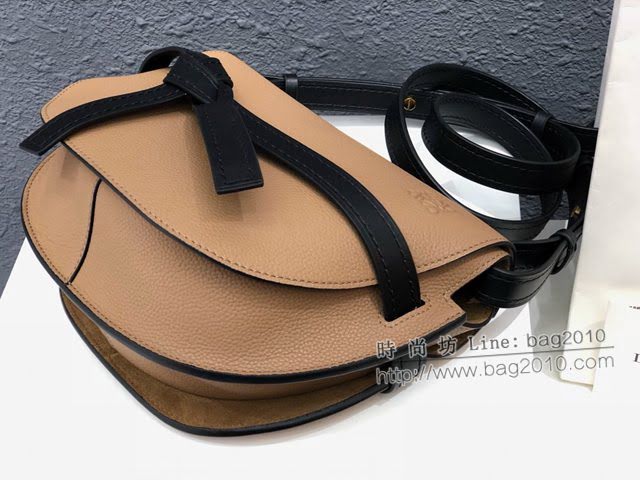 LOEWE包包 羅意威GATE手袋 羅意威斜挎包 10183  tcl1326